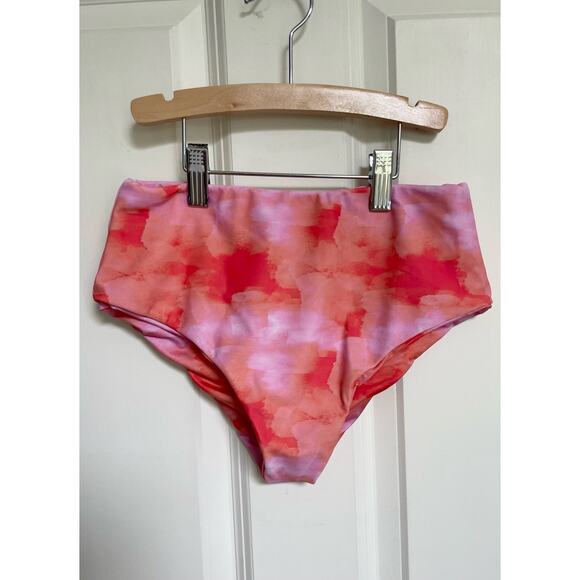 Gillia Tie Dye High Rise Swim Bottom Size Medium - Picture 1 of 5